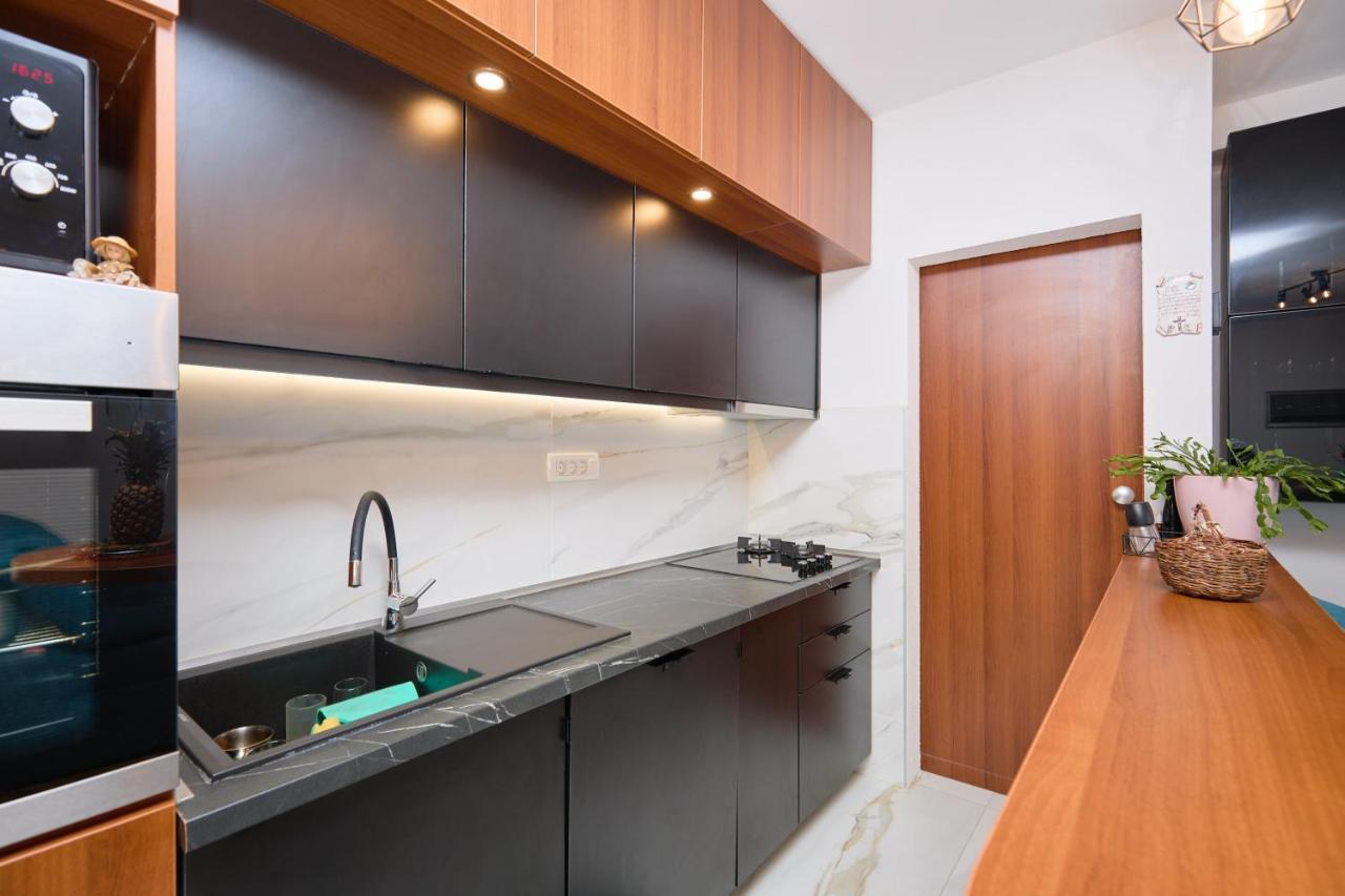 Stiga 4 - New 2 Bedroom Apartment Babino Polje Екстериор снимка
